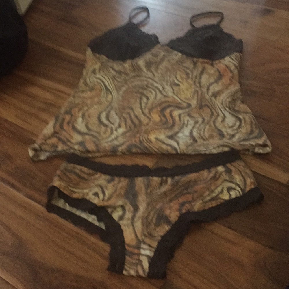 Hanky Panky camisole underwear set animal print